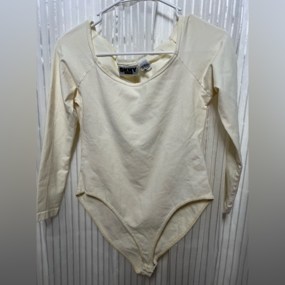“Dkny” Sz: (L) Beige Bodysuit Long-Sleeve Excellent Condition
